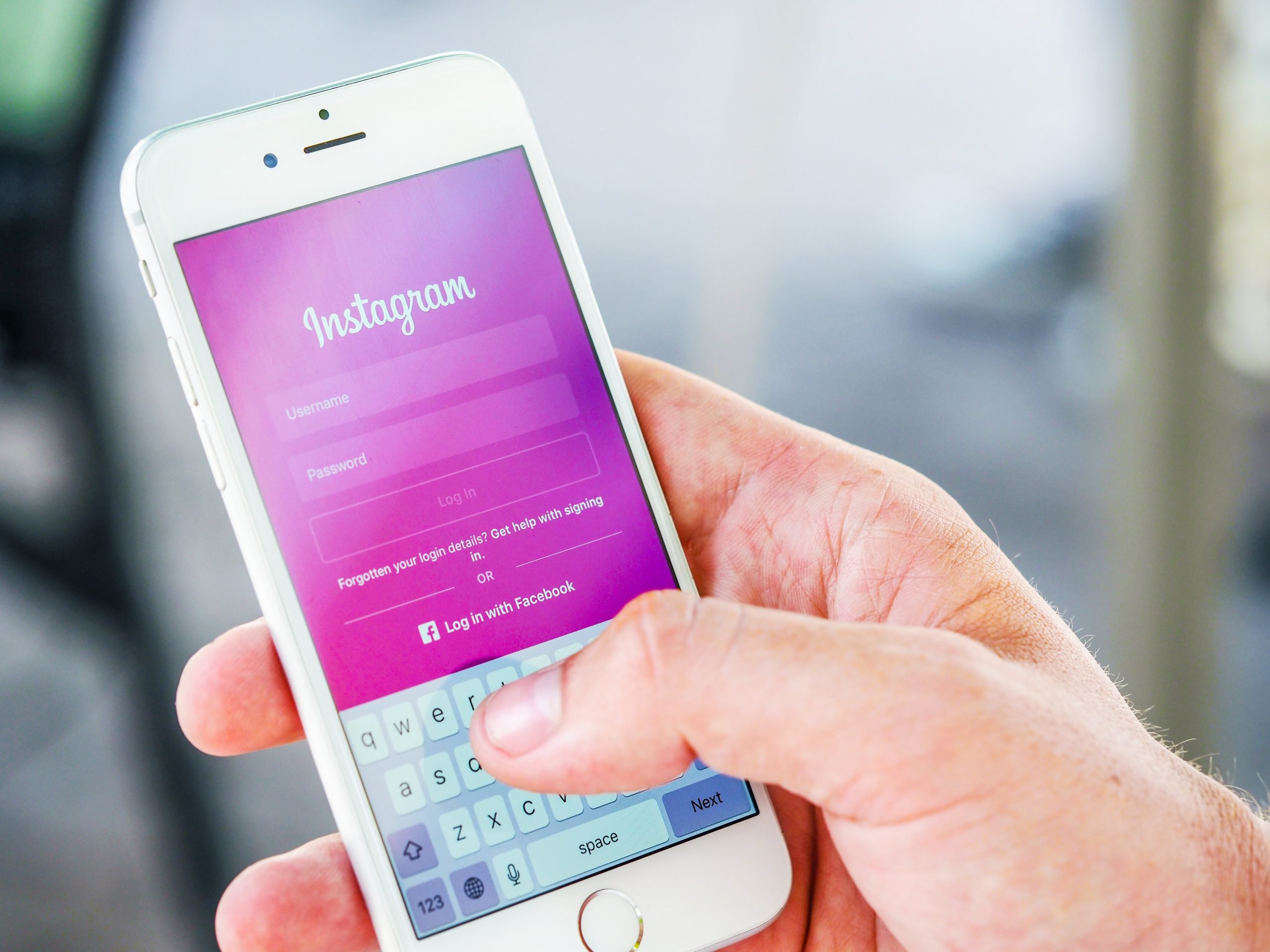 How to create Instagram marketing strategy for a B2B brand